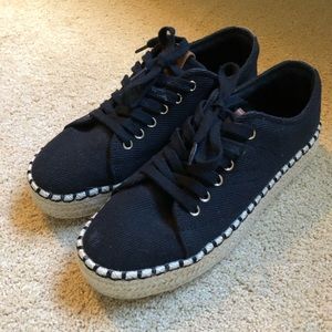 Tretorn Espadrille Sneakers! Size 8